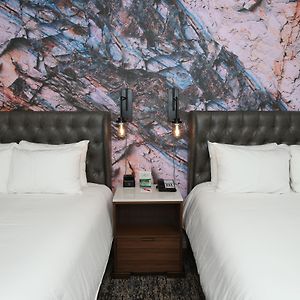 Standard Queen Room Two Queen Beds